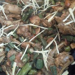 A picture of Chicken bhindi karahi.