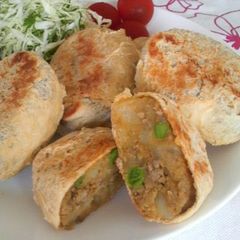 A picture of Low-Cal Aburaage Curry Croquettes.