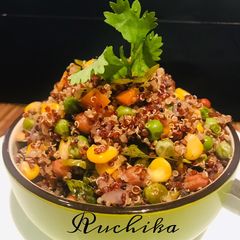 A picture of Red Quinoa upma.