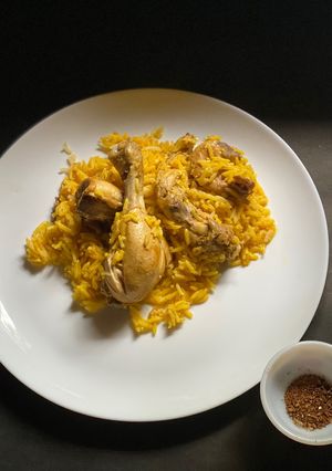A picture of Idris style Lucknowi Chicken Biryani.