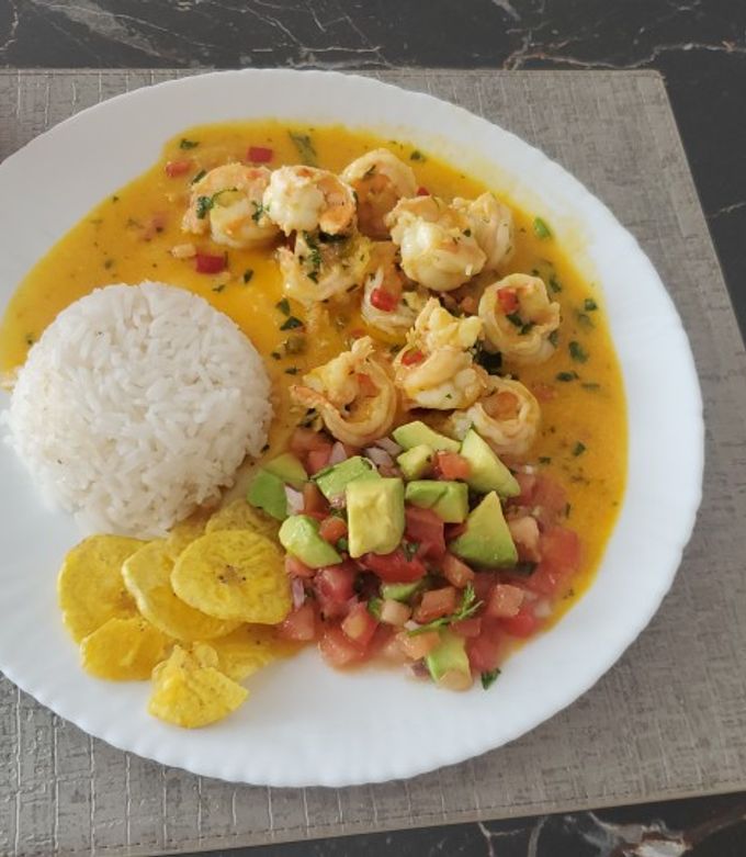 Una foto de Encocado de Camarón 😋