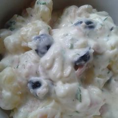 A picture of Jari's full options potatoes salad.