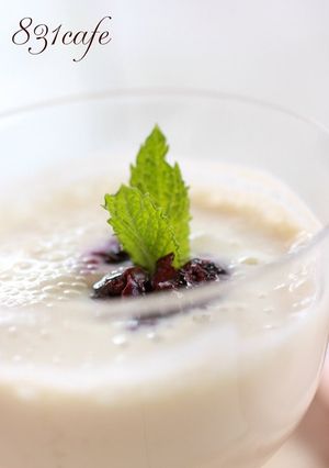 A picture of Soy Milk Yogurt!.
