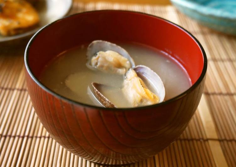 How to Prepare Speedy Delicious Manila Clam Miso Soup