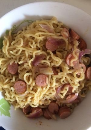 A picture of Simple Noodles.