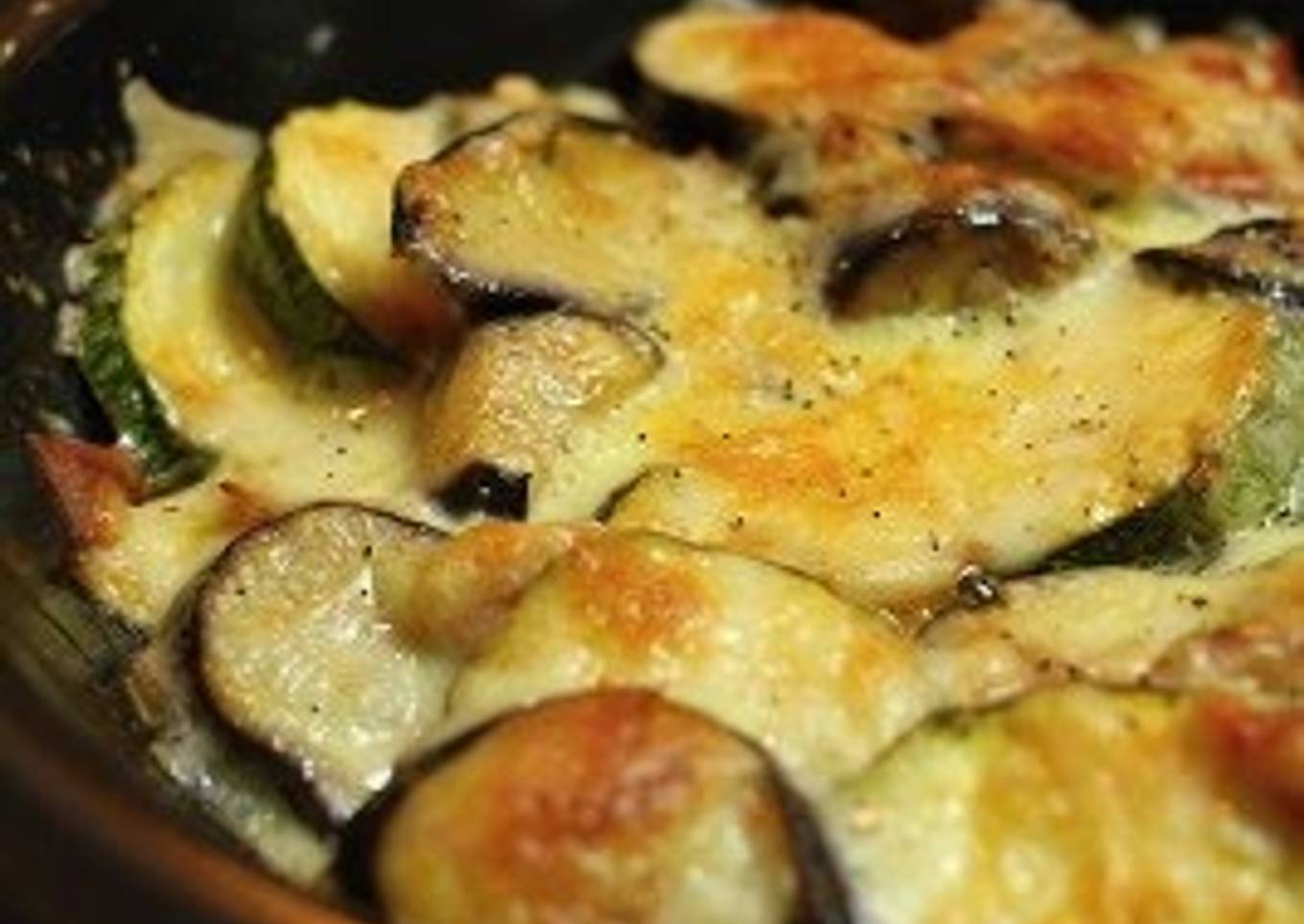 Cheesy Baked Eggplant, Zucchini, and Tomatoes