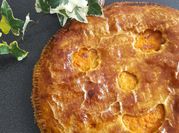 Une photo de pâte feuilletée tourte