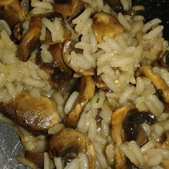 A picture of Mushroom risotto.
