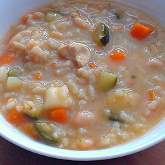A picture of Vickys Roast Chicken & Rice Soup, GF DF EF SF NF.