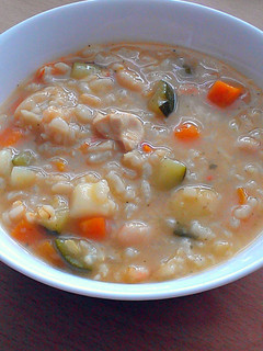 A picture of Vickys Roast Chicken & Rice Soup, GF DF EF SF NF.
