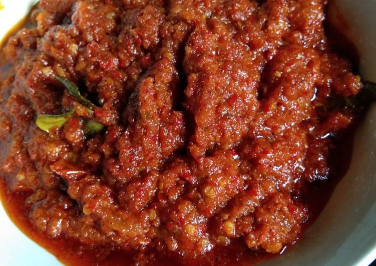 Sambel pedas mantap.