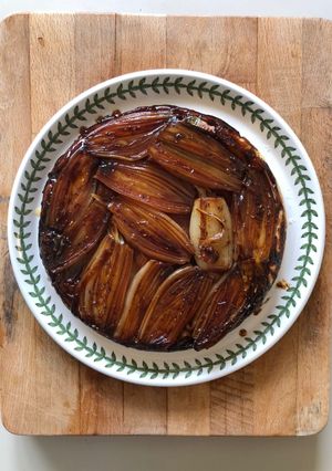 A picture of Shallot-almost-Tatin.
