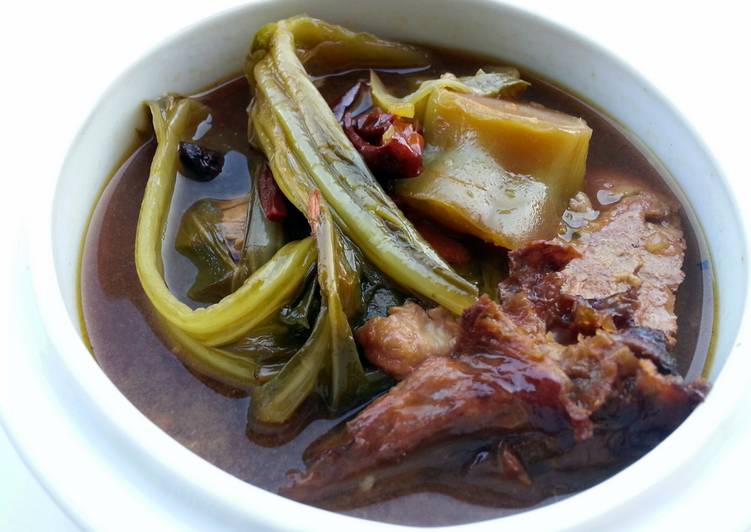 Step-by-Step Guide to Make Yummy Leftover Meat With Mustard Green Stew / CHAI BUEY