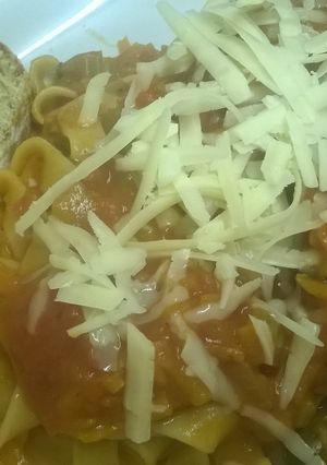 A picture of Vegetarian bolognese.