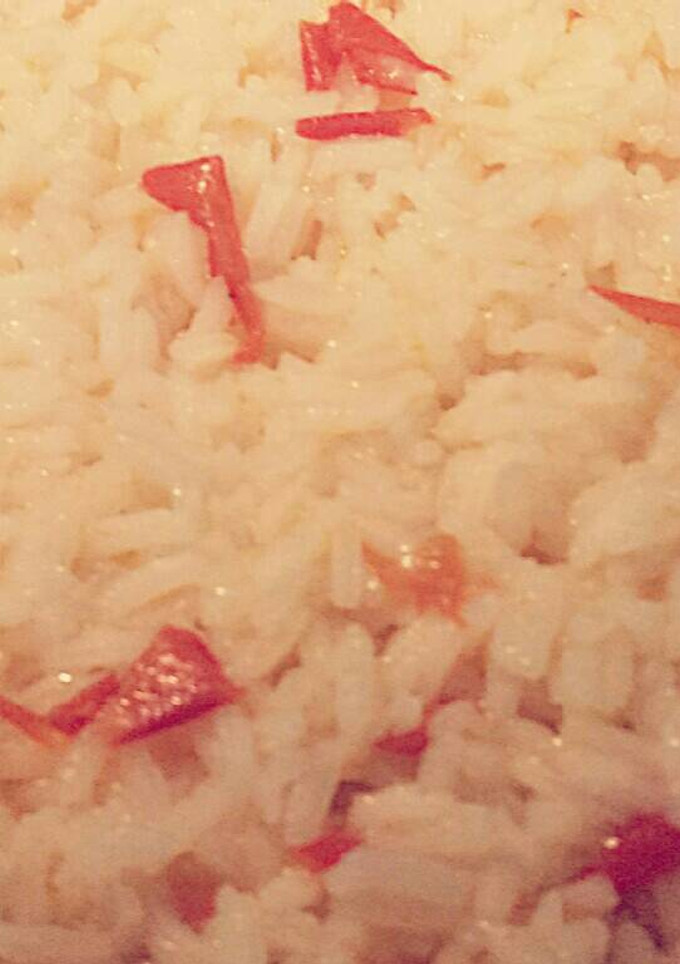 Una foto de Arroz Rojo a Mi Estilo ♡