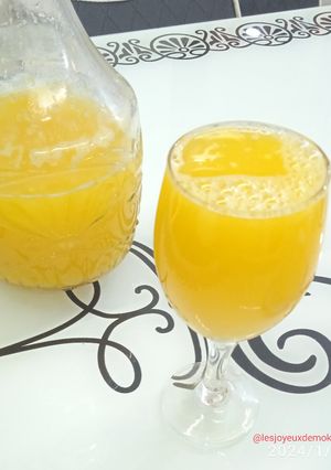 Une photo de Jus détox : pamplemousse 🌕 /Orange 🍊 et gingembre
