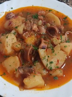 Una foto de Guisado de calamares