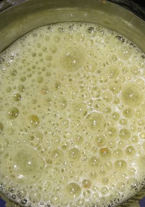 Una foto de Licuado vegano Fresh de frutas 🍊🍠🥡🍎 y súper alimento