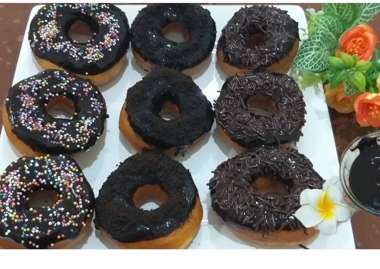 Cara Menghidangkan Donut lembut dan glazenya Kekinian