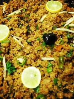 A picture of Smoky Tawa Qeema😋💛.