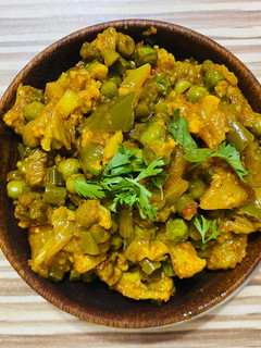 मिक्स वेज (Mix veg recipe in Hindi) रेसिपी मुख्य फोटो