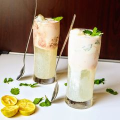 A picture of Lime soda float.