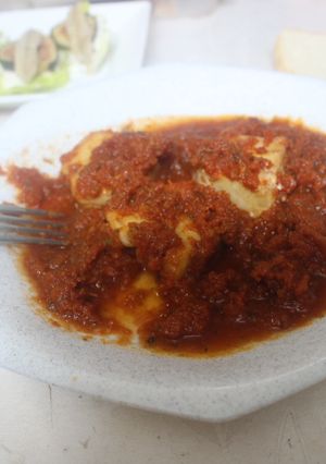 Una foto de Corazones de merluza en tomate frito