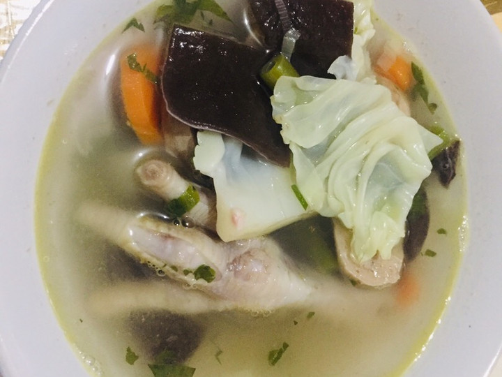 Cara Buat Sop ceker, bakso dan jamur kuping kuah bening Sederhana Dan Enak