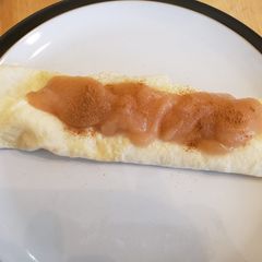 A picture of French Crèpes.