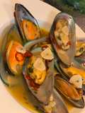 Mejillones al vapor con vino blanco