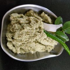 A picture of Coconut chutney.