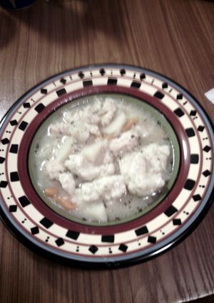 A picture of chicken and dumplings.