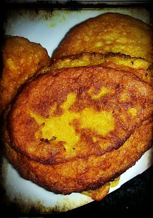 A picture of H's butternut or pumpkin fritters.