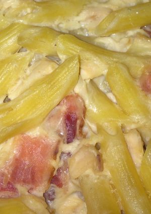 A picture of Chicken Bacon Ranch Pasta.