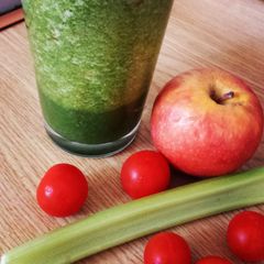 A picture of Energizing Smoothie (apple celery tomato and spinach).