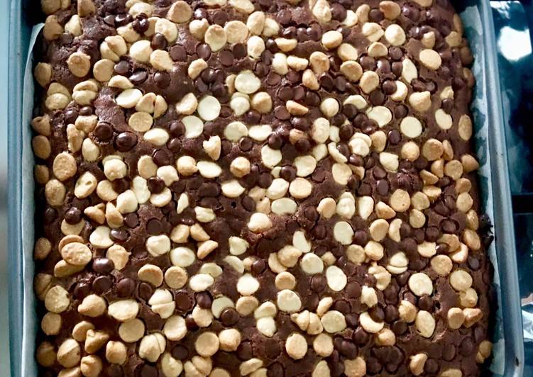 Tahini Brownies#Berburucelemekemas#resolusi2019