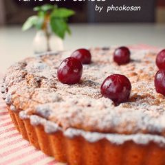 A picture of Cherry Almond Crumble Tart.