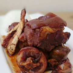 A picture of Pork Knuckle In Sweet Black Vineger And Ginger.