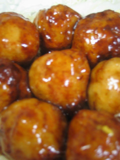 A picture of Easy Meatballs in Sweet and Sour Sauce.