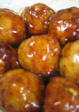 A picture of Easy Meatballs in Sweet and Sour Sauce.