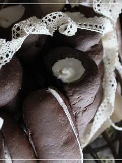 A picture of Chocolate Filled Black Cocoa Cornets and Rolls.