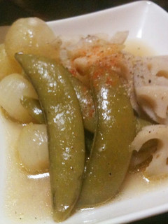 A picture of Moist Asian-Style Simmered Dish Made with Chicken Broth.