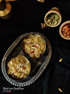 દૂધી નો હલવો (Dudhi Halwa Recipe In Gujarati) રેસીપી મુખ્ય ફોટો