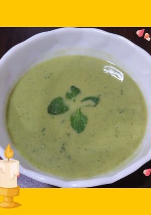 A picture of Broccoli soup.