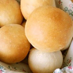 A picture of Moist and Chewy Dinner Rolls.