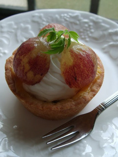 A picture of Grape Tart (Using Kyoho Grapes or Large Table Grapes).