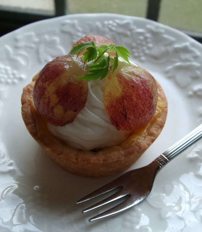 A picture of Grape Tart (Using Kyoho Grapes or Large Table Grapes).