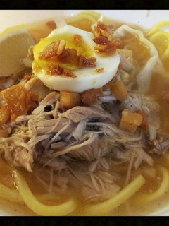 A picture of AMIEs CHICKEN Mami.