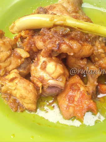 Resep Ayam Bumbu kuning masak kering Murah