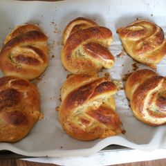 A picture of Jessalyn's Stuffed Pretzels.